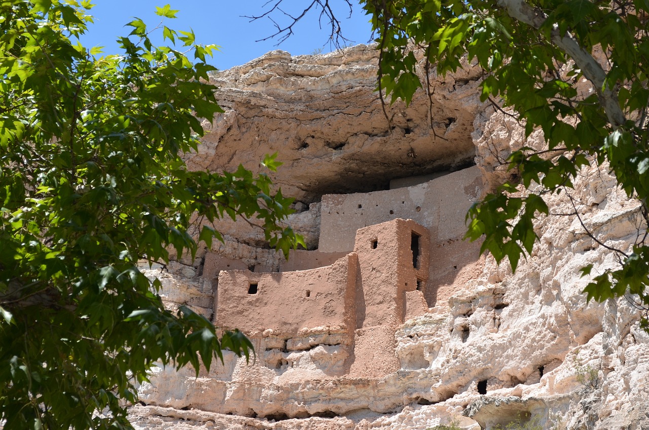 A view of Montezuma Castle National Monument from a dya trip from Scottsdale